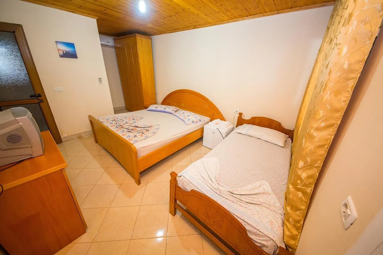 Guest house Isi Rooms Vlore