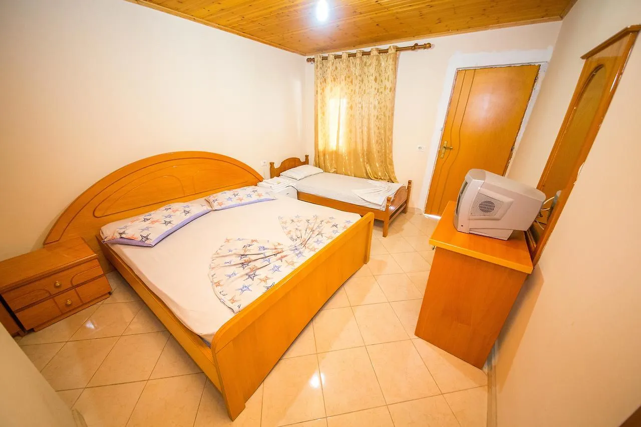 Isi Rooms Vlore Guest house